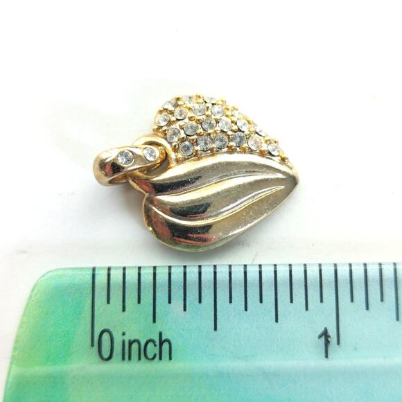 Vintage Light Gold Tone Pave Rhinestone Textured Heart Charm Pendant - Picture 3 of 3